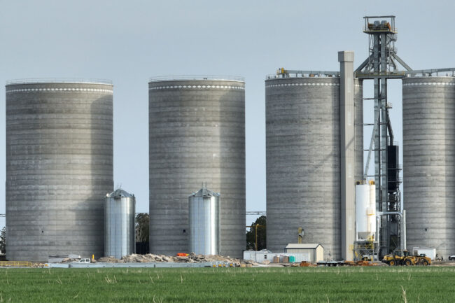 Weskan Grain grain shuttle loader facility